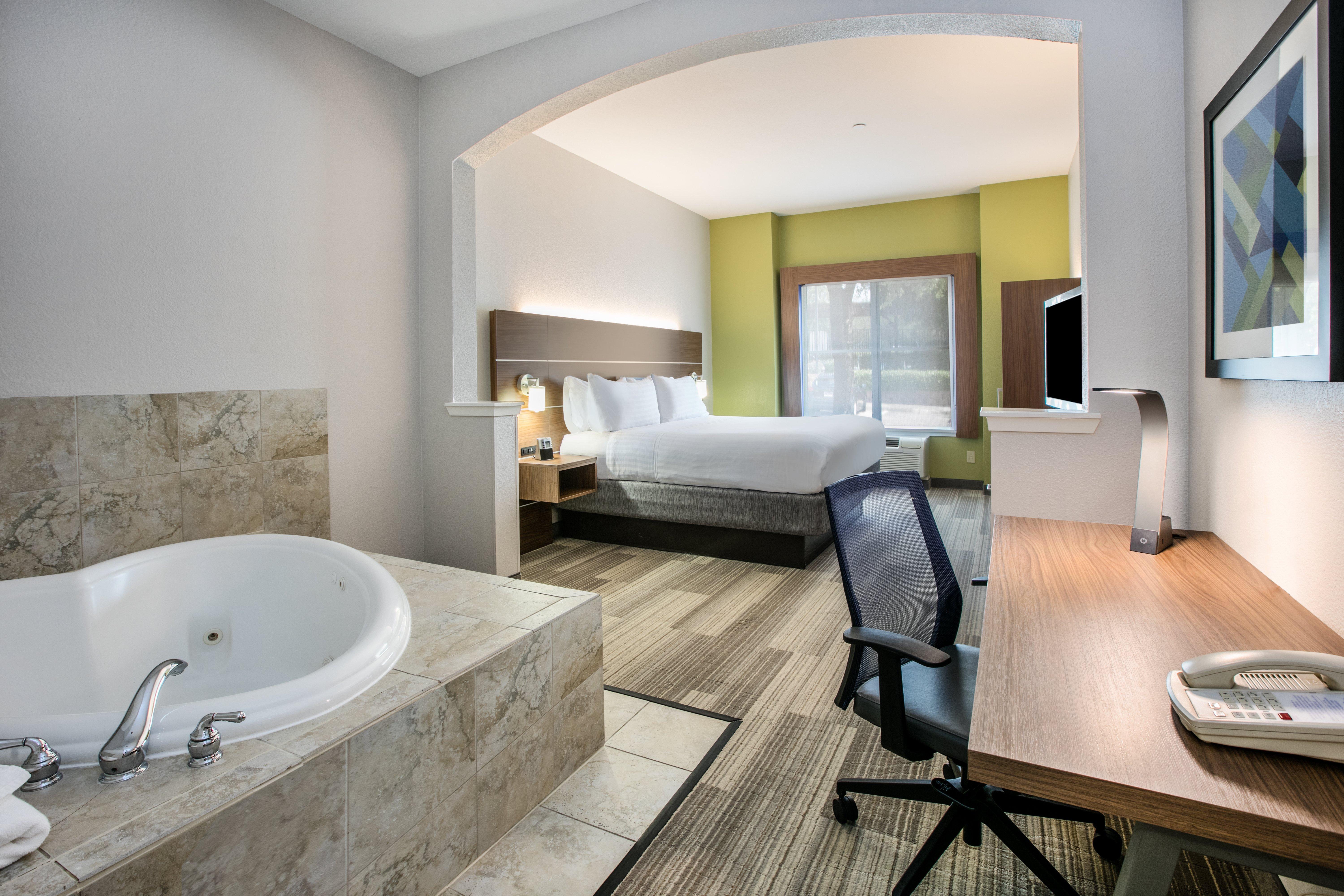 Holiday Inn Express Hotel & Suites Dallas - Grand Prairie I-20 By Ihg Exteriör bild