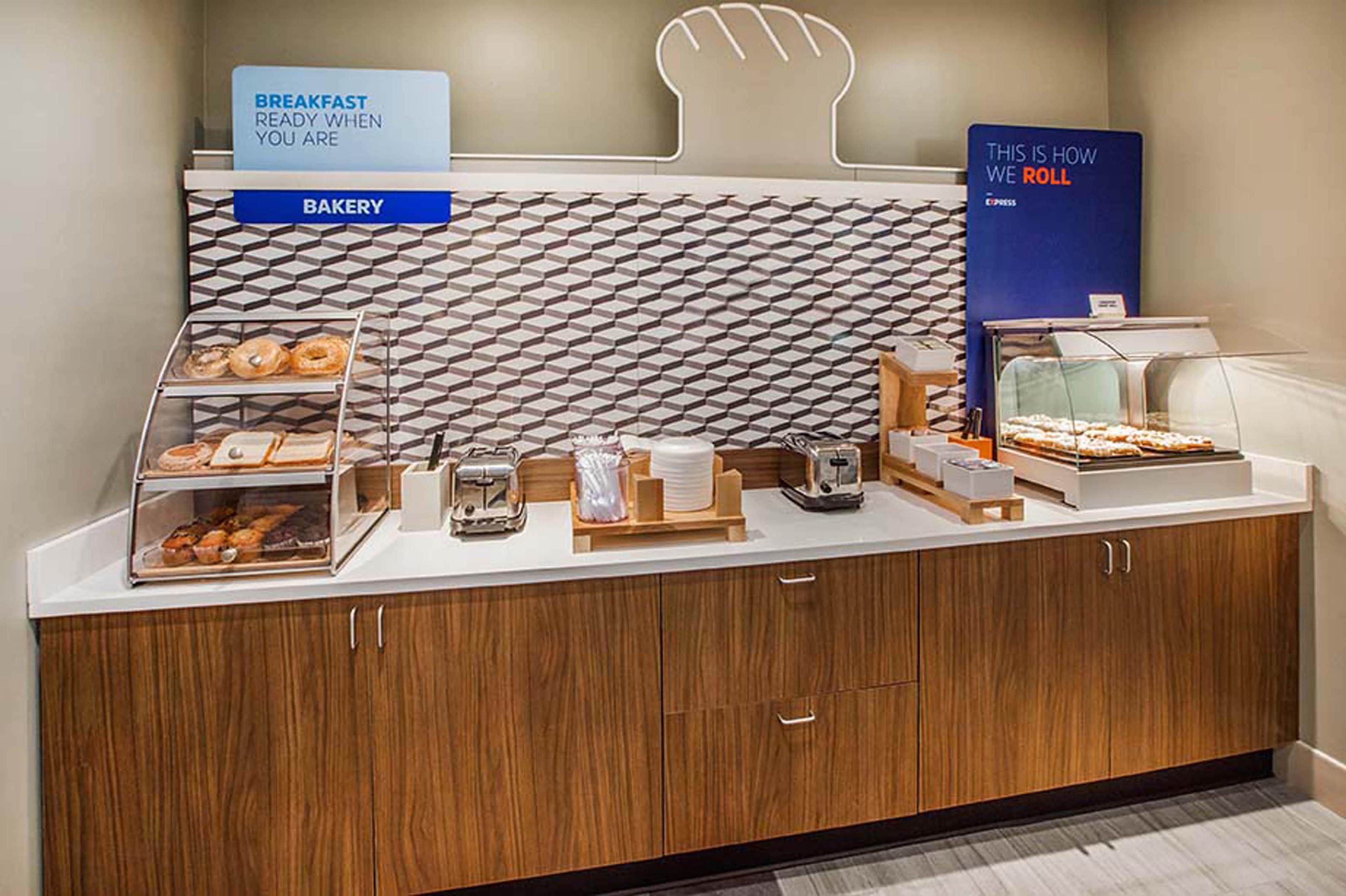 Holiday Inn Express Hotel & Suites Dallas - Grand Prairie I-20 By Ihg Exteriör bild