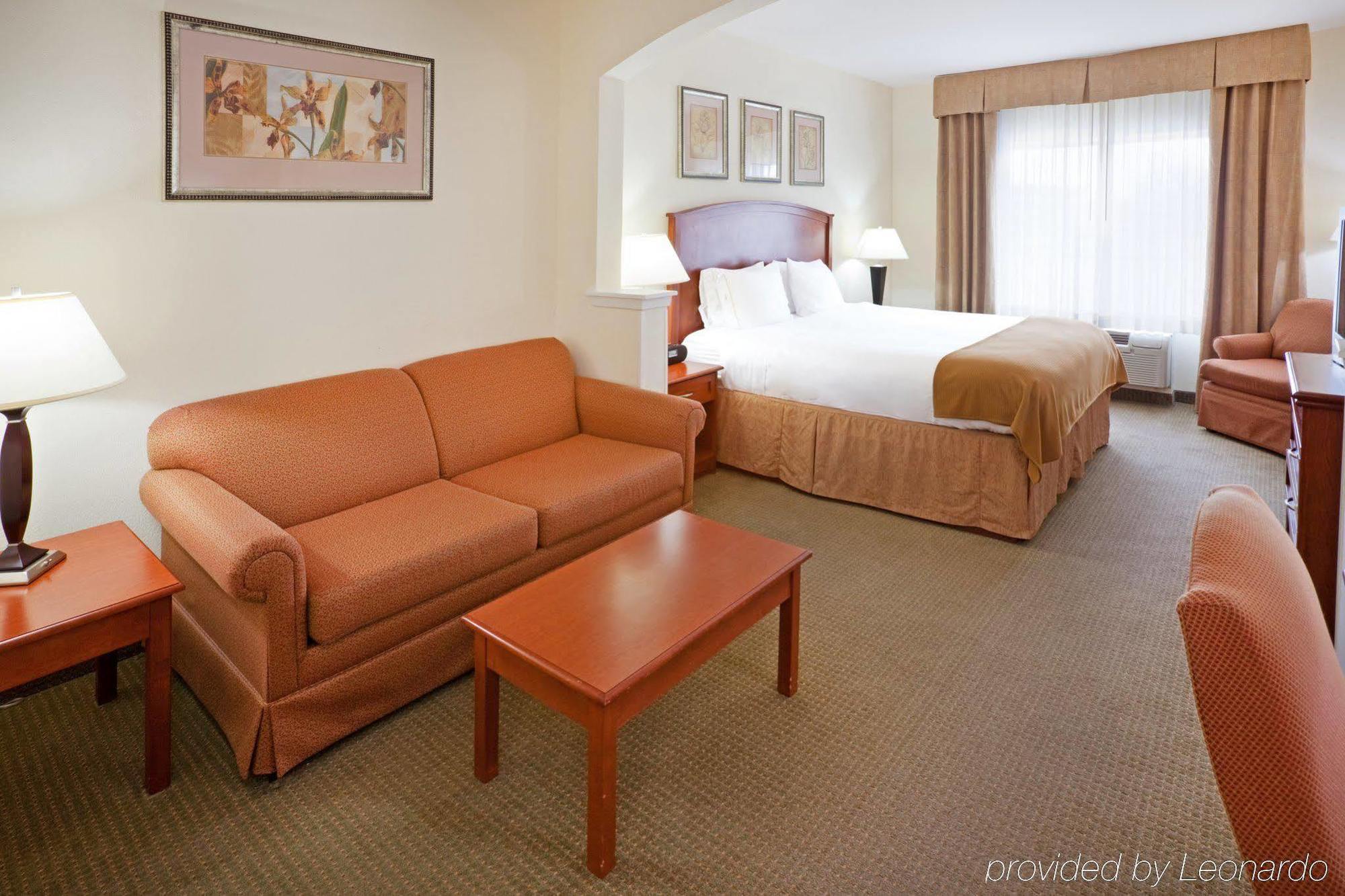 Holiday Inn Express Hotel & Suites Dallas - Grand Prairie I-20 By Ihg Exteriör bild